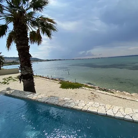 Bed & Breakfast Les Pieds Dans L'eau