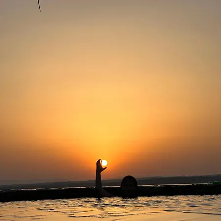 Les Pieds Dans L'eau 4* Сет